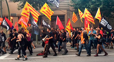  Independentistas protestan contra el 12 de Octubre en Mataró