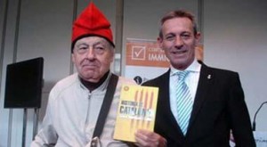 Anglada, junto al presidente de honor de PxC. Anglada, junto al presidente de honor de PxC.