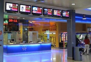 Taquillas de las salas de cine 'Sucre' de Vic. Taquillas de las salas de cine 'Sucre' de Vic.