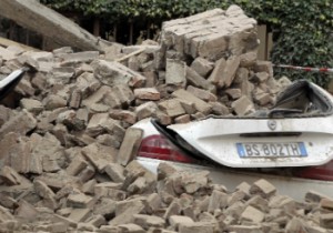 El terremoto ha provocado grandes daños materiales