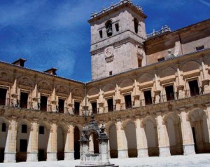Monasterio de Uclés, la casa madre de la Orden de Santiago.