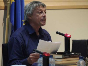 Pierre Cassen. Pierre Cassen.