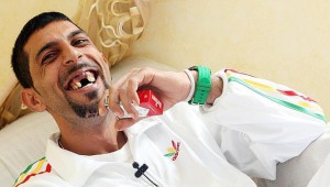 Luis Amador, durante su entrevista en casa de su familia. 