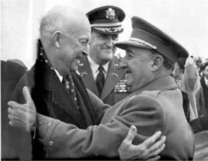 Franco y Eisenhower durante la visita a España del ex mandatario norteamericano