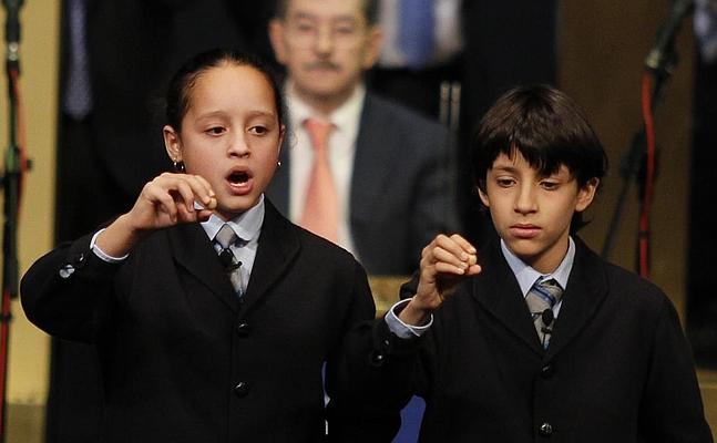 Sherley Fonseca e Ismael Rastrelli, los niños de San Ildefonso que han canatado el Gordo