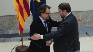 Mas y Junqueras, tras firmar el acuerdo de gobernabilidad 