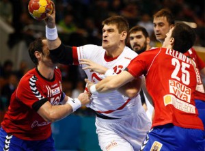 El pivote Julen Aginagalde fue decisivo en el ataque del conjunto español.