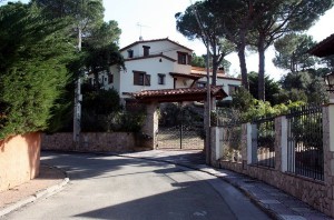 Imagen de la vivienda donde tuvo lugar el asalto.