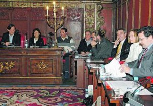 Pleno en el Ayuntamiento de Vic.