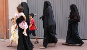 Mujeres musulmanas en una calle de Amsterdam