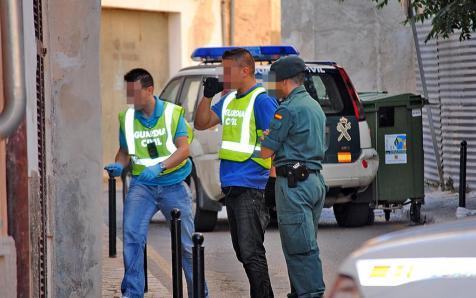 La Guardia Civil investiga el caso del ladrón magrebí en la UCI tras una agresión.