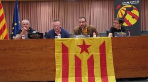 En la jornada del «Casal Pere III» de Balaguer en la que el PSOE aragonés recogió el premio se exhibieron banderas independentistas y el mapa de los «Países Catalanes»