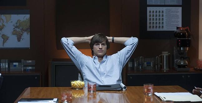 Ashton Kutcher, en una escena de la película "Jobs".