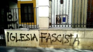 Así apareció esta mañana la iglesia del Santo Ángel