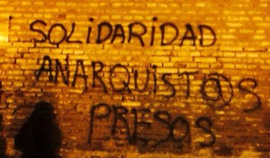 Así han firmado la gesta sus autores en el exterior de Santa Marina.