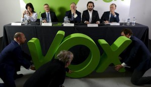 Eran otros tiempos: Presentación de Vox.