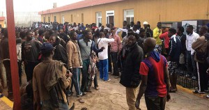 Inmigrantes en el Centro de Estancia Temporal de Inmigrantes (CETI) de Melilla.
