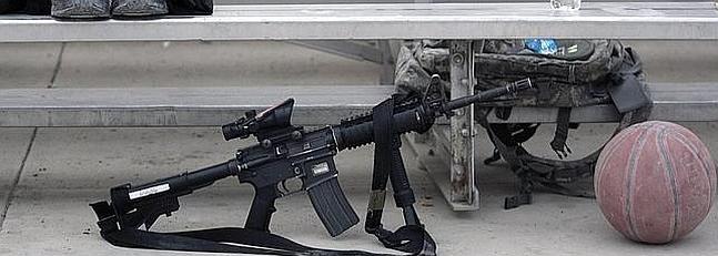 Imagen de un fusil semiautomático AR-15 como el que se sorteará.
