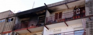 Estado en el que quedó el piso incendiado en el Vendrell 