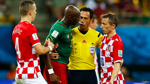 Imagen del partido que enfrentó a Camerún y Croacia en el Mundial de Brasil