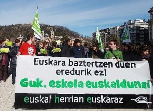 Campaña para imponer la educación en euskera