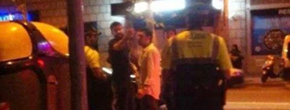 Gerard Piqué increpa a los agentes de la Guardia Urbana de Barcelona
