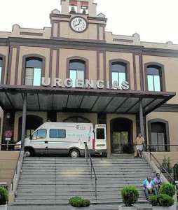 Los hechos sucedieron en la puerta de urgencias del Hospital Civil de Málaga