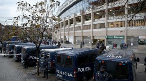 Dispositivo policial, en las inmediaciones del Vicente Calderón.