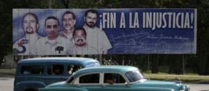 Cartel reivindicando la liberación de los presos cubanos encarcelados en Estados Unidos