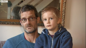 Derek Nash y su hijo