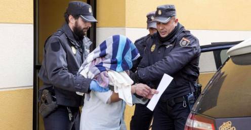 El presunto violador de una menor, de nacionalidad ecuatoriana, que ha sido apuñalado por el padre de la niña