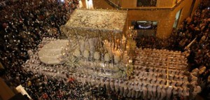 La Sentencia y La Estrella se echan a la calle para completar el Martes Santo de Málaga