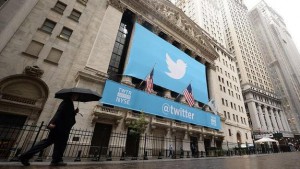 El logo de Twitter en la Bolsa neoyorquina.