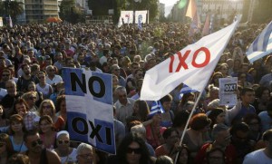 Manifestación antiausteridad y a favor del 'no ' en el referéndum, este viernes en Atenas.