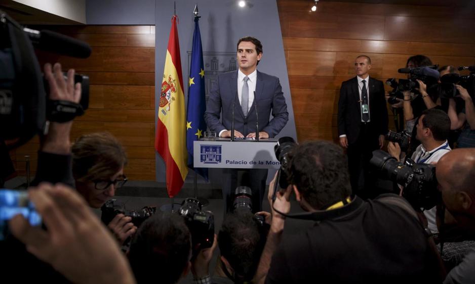 Rueda de prensa de Albert Rivera tras su encuentro con Mariano Rajoy en La Moncloa.