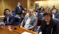 César zafra (izquierda de la imagen) en la comisión de investigación sobre corrupción en la Asamblea de Madrid