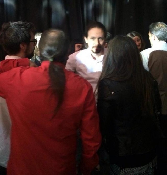 Pablo Iglesias, en la suntuosa fiesta de cumpleaños de Jaume Roures
