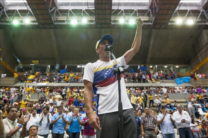 En la imagen, el dos veces candidato a la Presidencia y gobernador del céntrico estado Miranda, Henrique Capriles. 