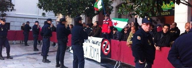 Manifestantes ultraizquierdistas, en contra de la celebración de la Toma de Granada.