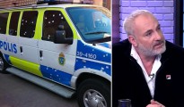 Izquierda: un furgón policial repleto de metralla de un ataque con granadas registrado en Estocolmo el año pasado. El individuo acusado del ataque fue recientemente absuelto porque el tribunal dudó de que su ADN, encontrado en la anilla de la granada, estuviera ahí en el momento de los hechos. Derecha: Kim Bodria, estrella del show sueco-danés de TV 'El Puente' ('Bron'), reveló el mes pasado que una de las razones por las que lo dejó fue el rampante antisemitismo de Malmöe (localidad de grabación del mismo).