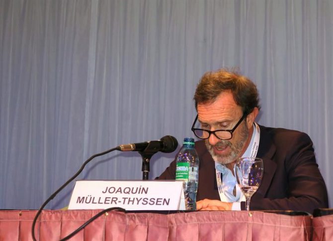 El director general de Fundéu BBVA, Joaquín Müller- Thyssen, denunció, este 22 de abril de 2016, la asunción acrítica por parte de los periodistas de muchos extranjerismos innecesarios, en el marco del VI Congreso Latinoamericano de Traducción en Buenos Aires (Argentina).