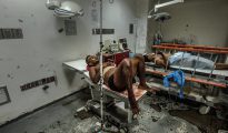 En el Hospital de la Universidad de los Andes no había suficiente agua para lavar la sangre de las mesas de operaciones.