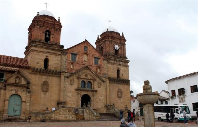 Fotografía tomada el pasado 30 de abril en la que se registró la Basílica y Convento de Nuestra Señora de Monguí, en Boyacá (Colombia). 