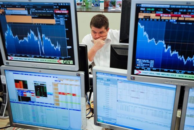 Vista de las oficinas de Ahorro Corporación, grupo de servicios financieros encargado de la subasta de bonos y letras del Tesoro Público español.