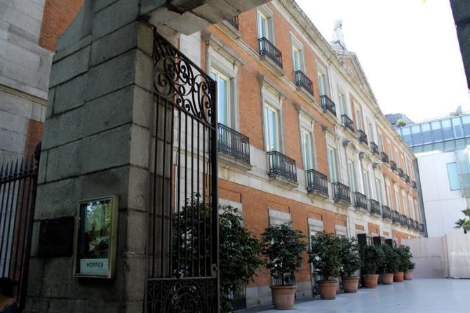 Fachada exterior del Museo Thyssen.