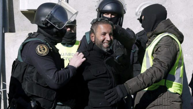Un yihadista detenido por la Guardia Civil en Cataluña.