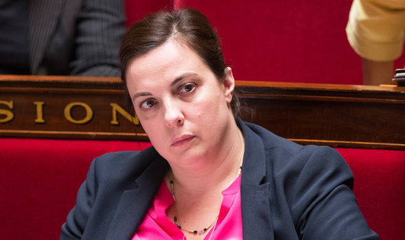 La ministra francesa de Vivienda, Emmanuelle Cosse