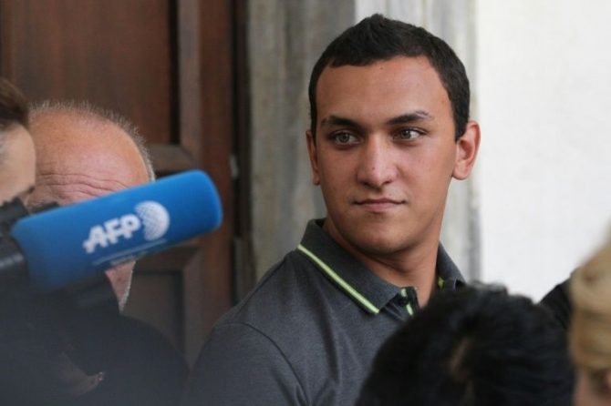 Pierre Baldi antes de iniciarse el juicio junto a otros tres habitantes de Sisco por su presunta participación en una pelea el 16 de septiembre de 2016 en Bastia