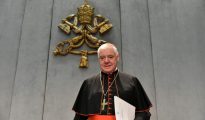 El cardenal Gerhard Ludwig Muller en rueda de prensa el 25 de octubre de 2016 en el Vaticano