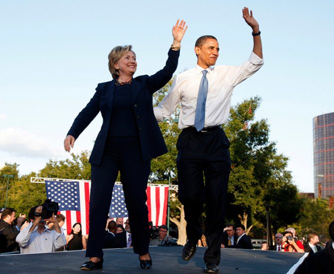 Barack Obama junto a Hillary Clinton en un acto de campaña previo a las elecciones presidenciales de 2008